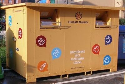 Kontejner na textil bude k dospozici v květnu